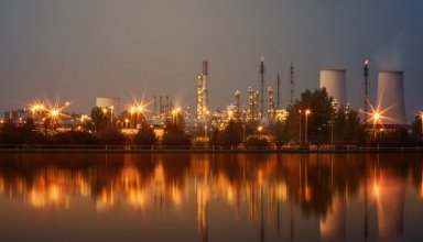 oil and gas analysts